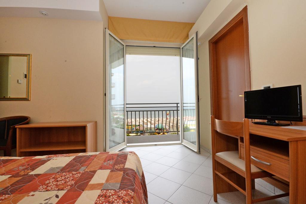 Hotel Al Ragno Cesenatico Dış mekan fotoğraf